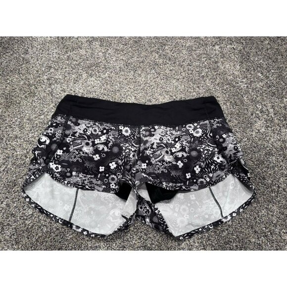 Lululemon Speed Short (SeaWheeze) Black White Size 6 EUC - Picture 1 of 5
